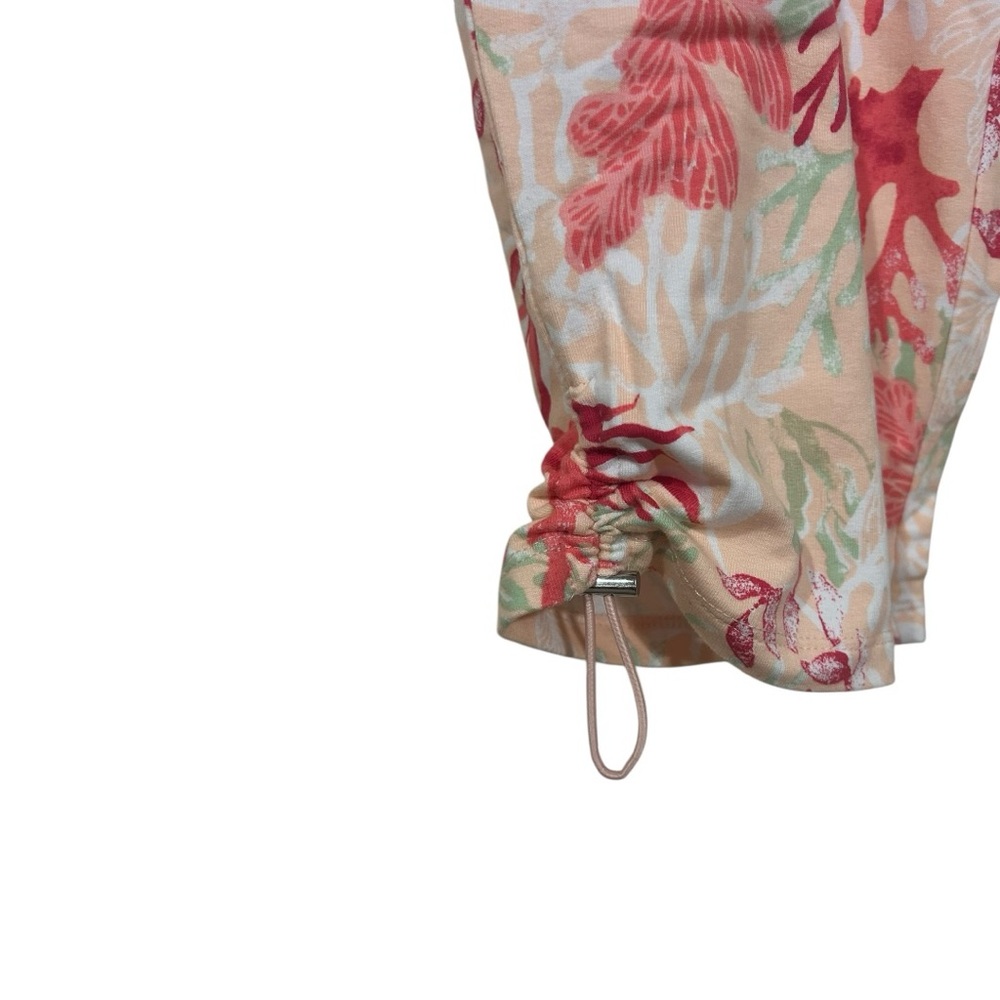 Women's Floral Print Capris - Beige with Coral Accents - Picture 2 of 5